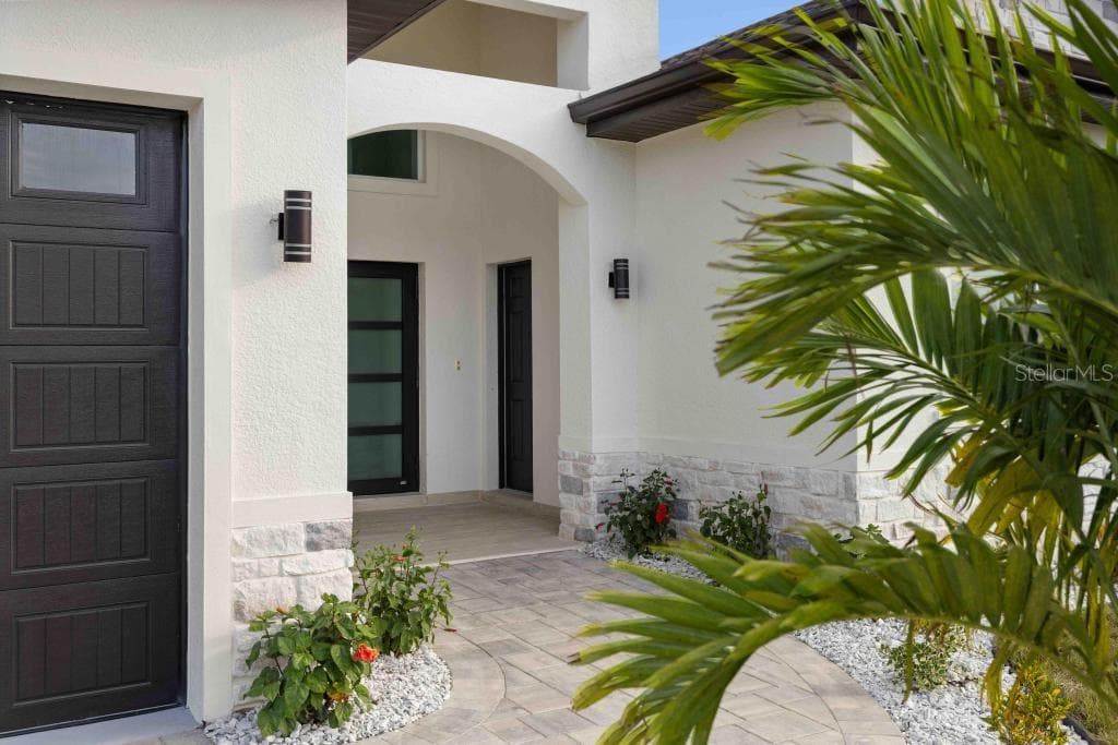 Single Family Residence at 38 LARK DR, PLACIDA, photo 2 of 46