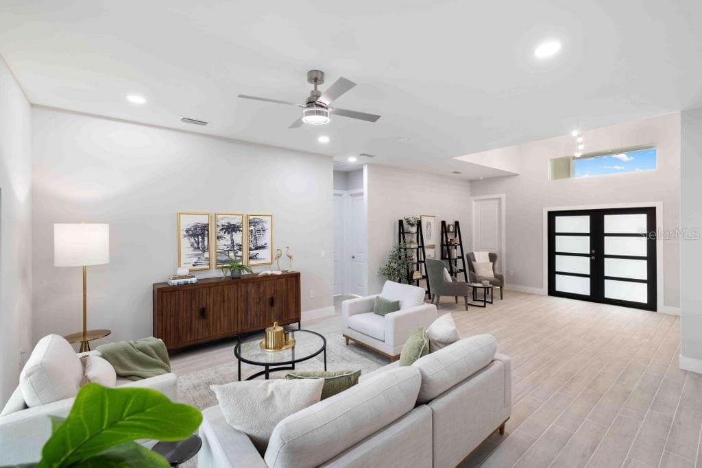 Single Family Residence at 38 LARK DR, PLACIDA, photo 9 of 46