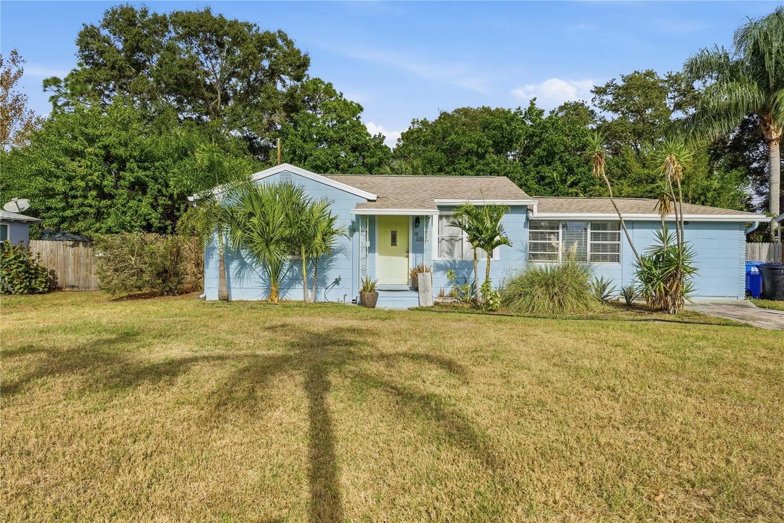 Single Family Residence at 1249 ESSEX DR N, ST PETERSBURG, photo 2 of 26