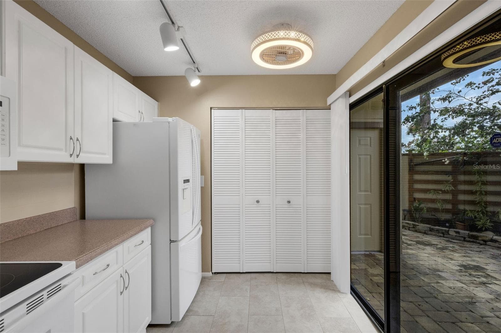 Condominium at 3441 BEEKMAN PL #40, SARASOTA, photo 10 of 53