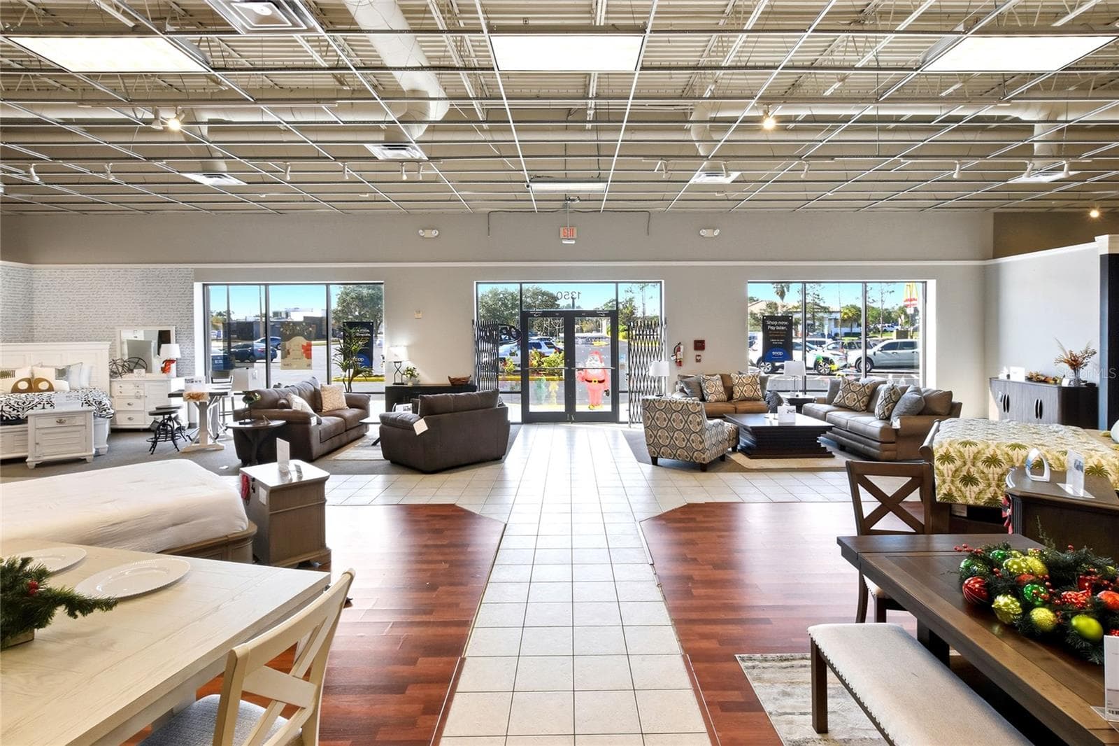 Retail at 1350 N BROADWAY AVE, BARTOW, photo 6 of 31