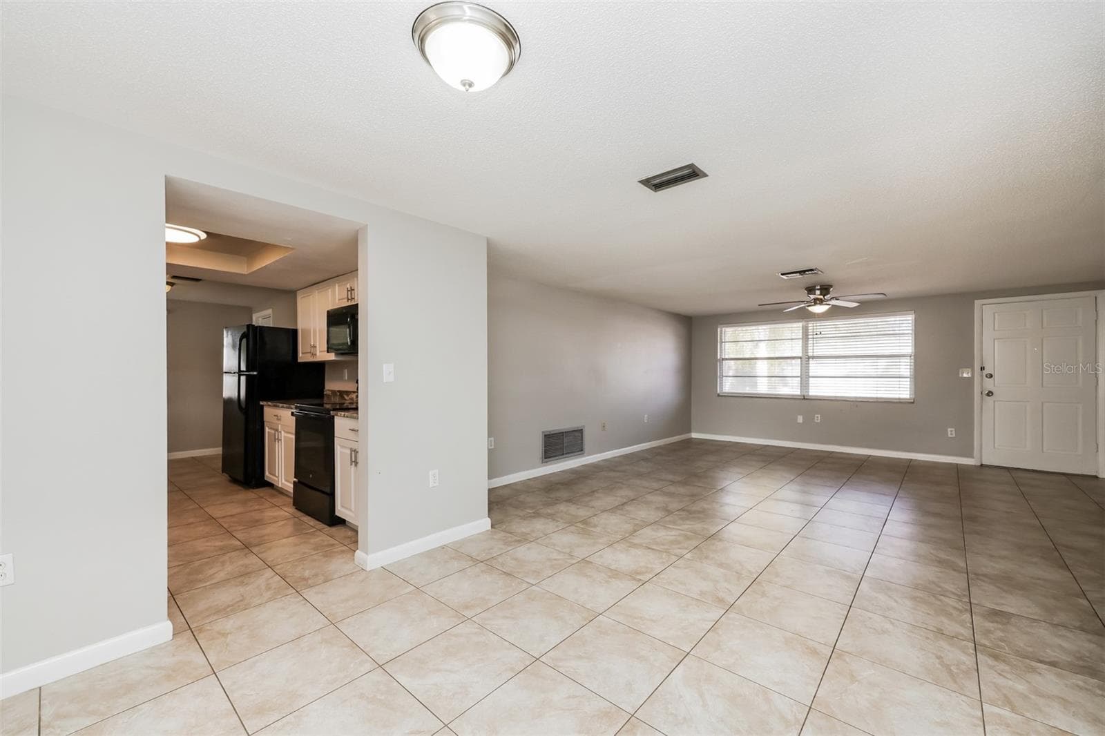 Single Family Residence at 7004 MAYFIELD DR, PORT RICHEY, photo 7 of 23