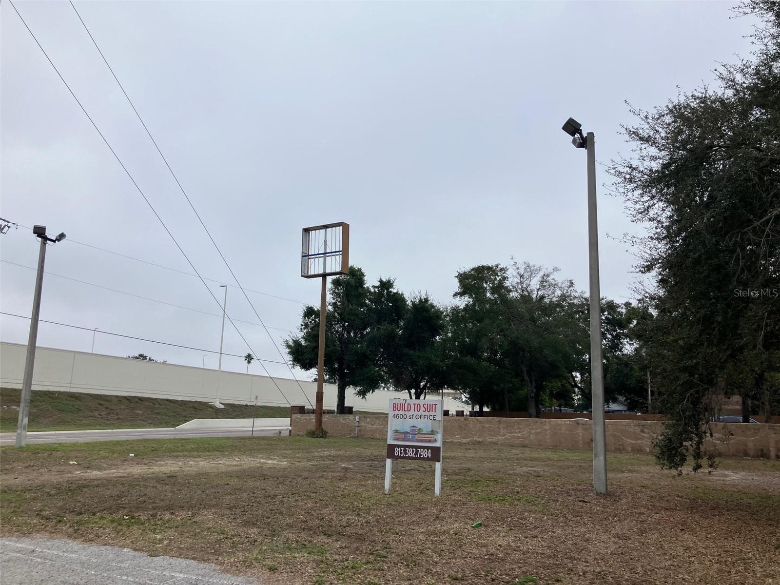 Warehouse at 3900 N MARGUERITE AVE, TAMPA, photo 3 of 6