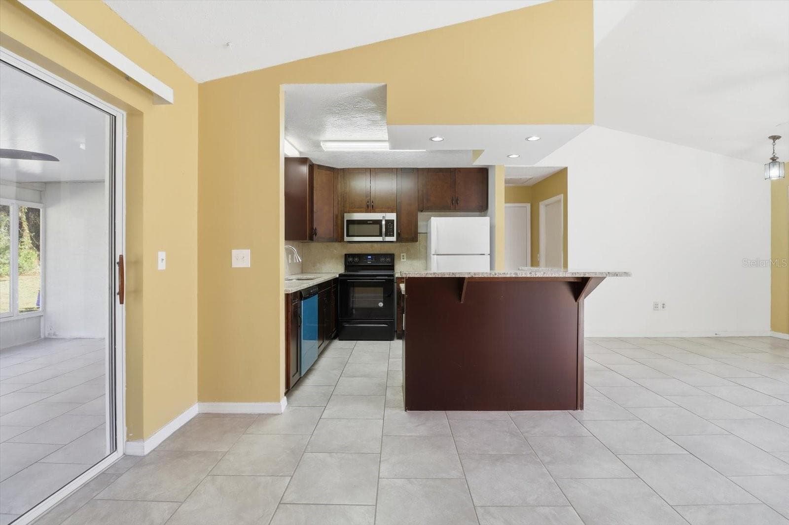 Single Family Residence at 9391 W MARQUETTE LN, CRYSTAL RIVER, photo 6 of 24