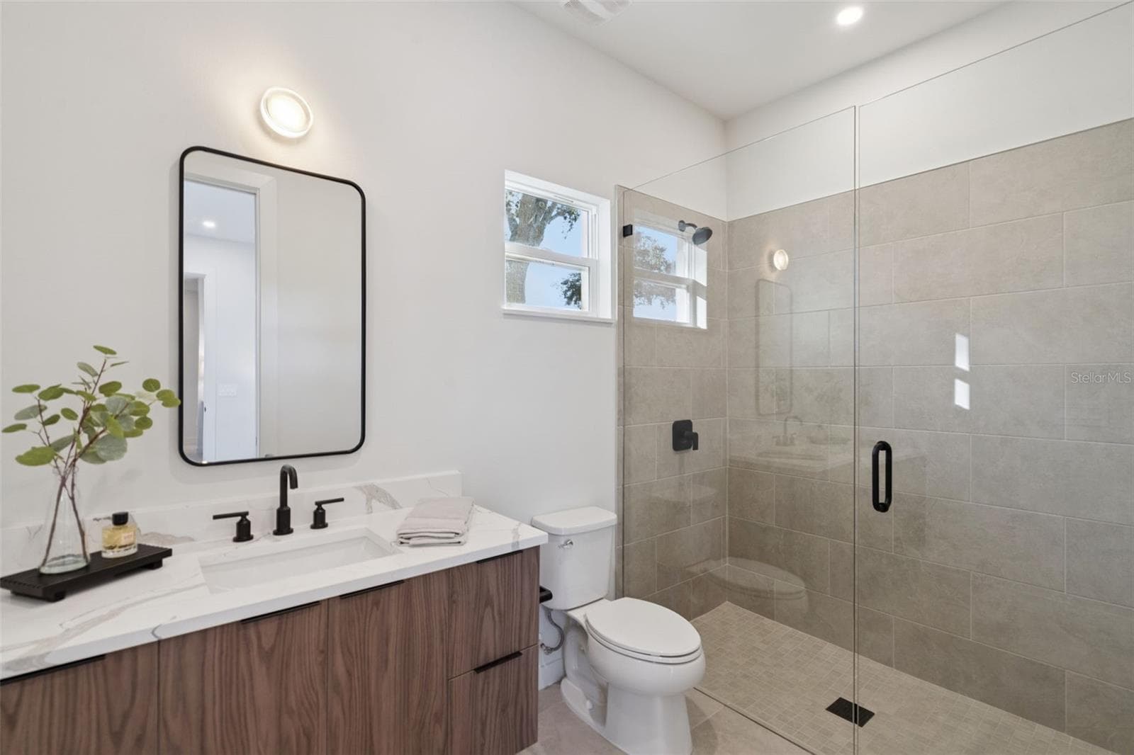 Single Family Residence at 455 SKYFIELD CT, LADY LAKE, photo 18 of 31