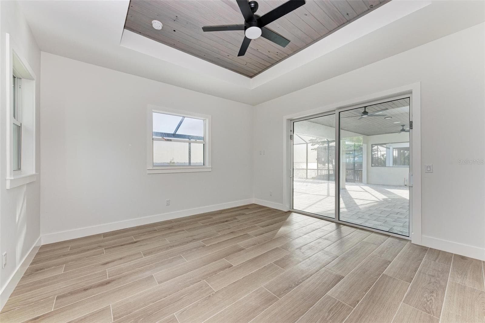 Single Family Residence at 112 NORTHSHORE TER, PORT CHARLOTTE, photo 32 of 64