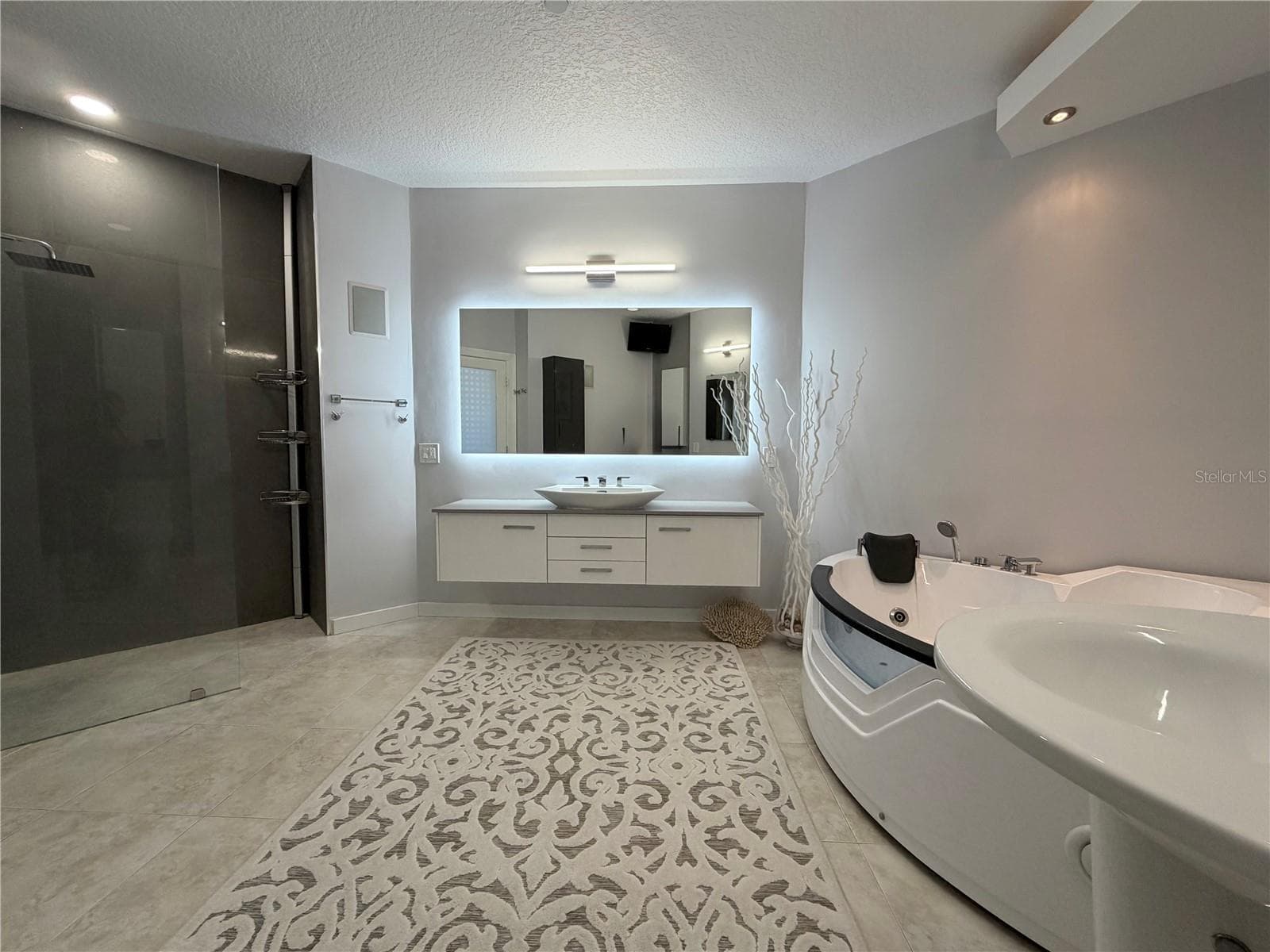 Condominium at 3880 N HIGHWAY A1A #104, HUTCHINSON ISLAND, photo 34 of 74