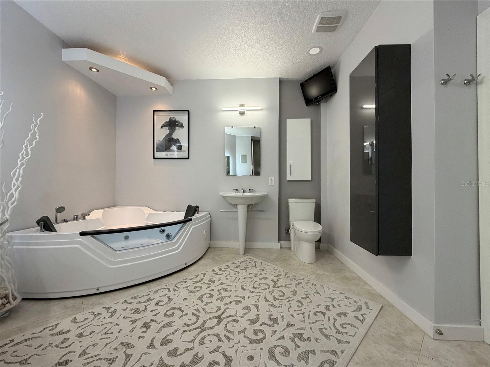 Condominium at 3880 N HIGHWAY A1A #104, HUTCHINSON ISLAND, photo 38 of 74