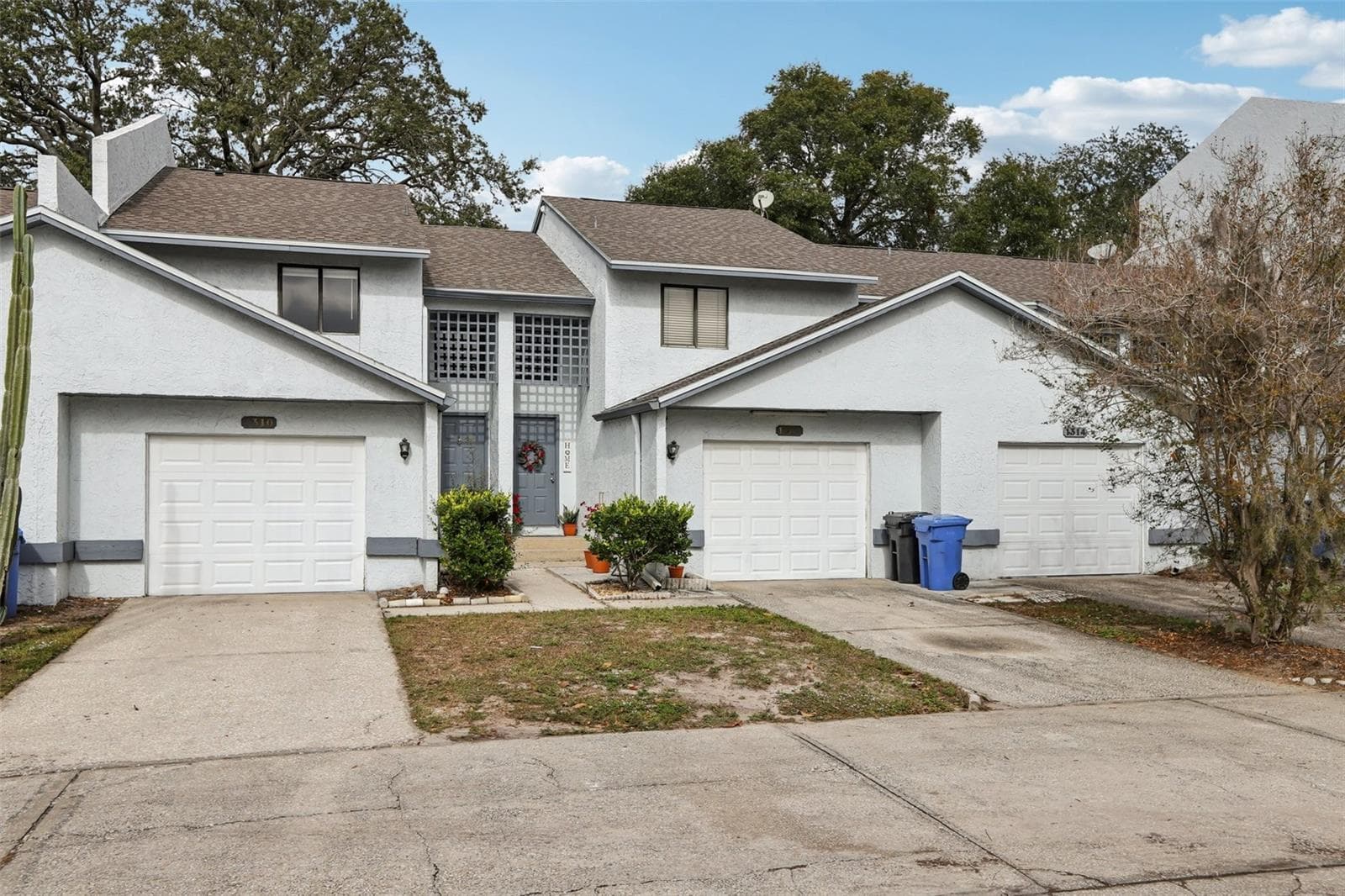 Townhouse at 1310 MOUNTAIN VIEW DR #105, TAMPA, photo 5 of 53