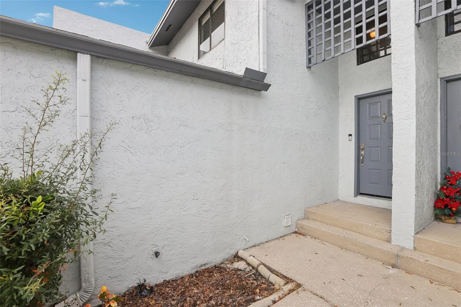 Townhouse at 1310 MOUNTAIN VIEW DR #105, TAMPA, photo 8 of 53