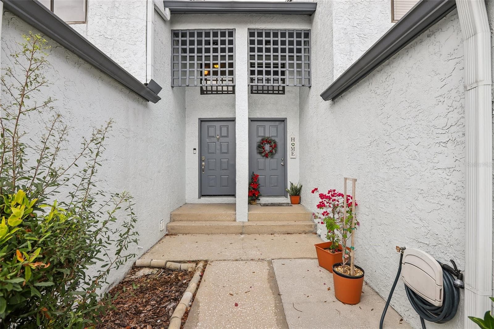 Townhouse at 1310 MOUNTAIN VIEW DR #105, TAMPA, photo 9 of 53