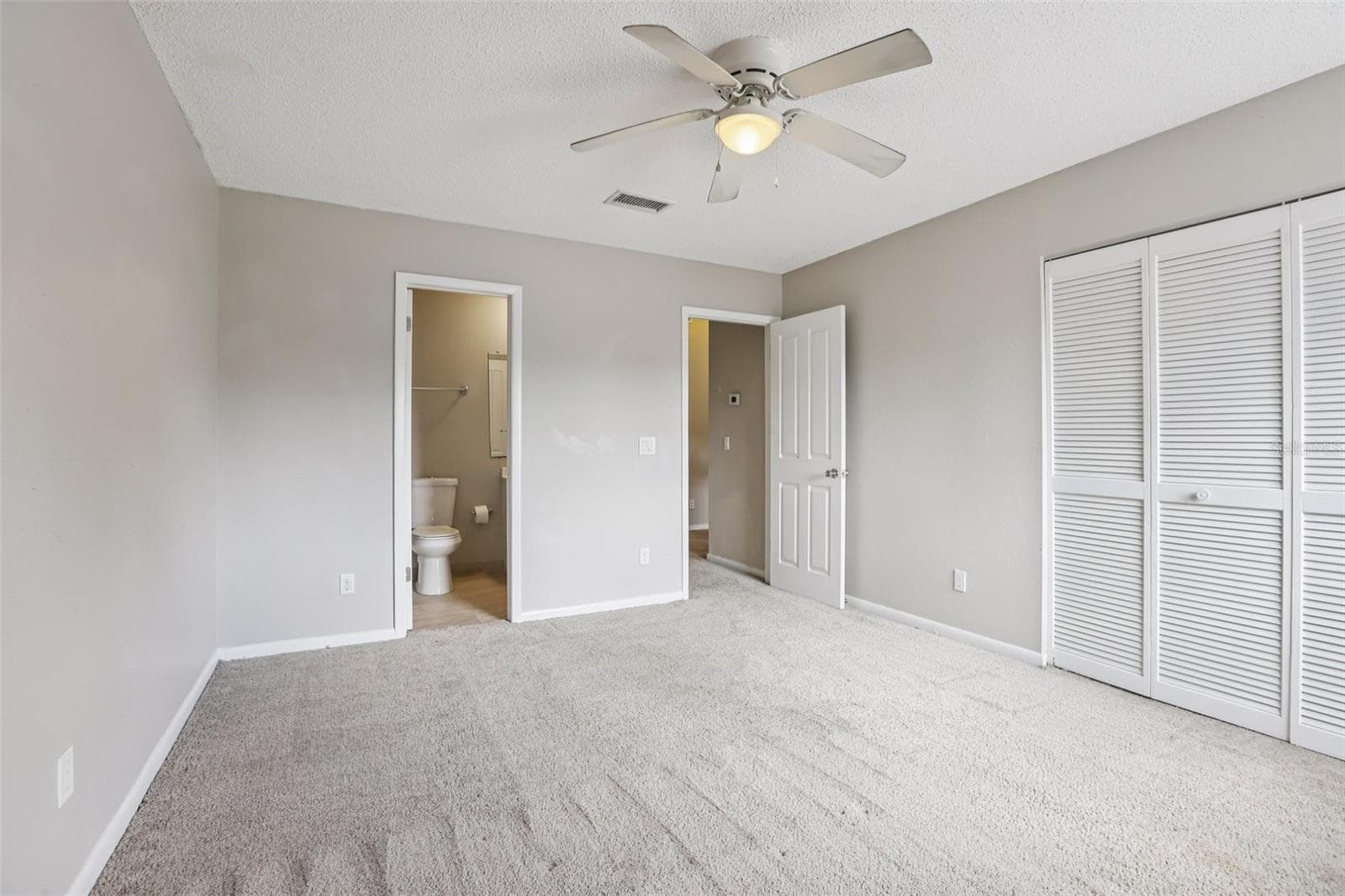 Front Bedroom - 1310 MOUNTAIN VIEW DR #105, TAMPA