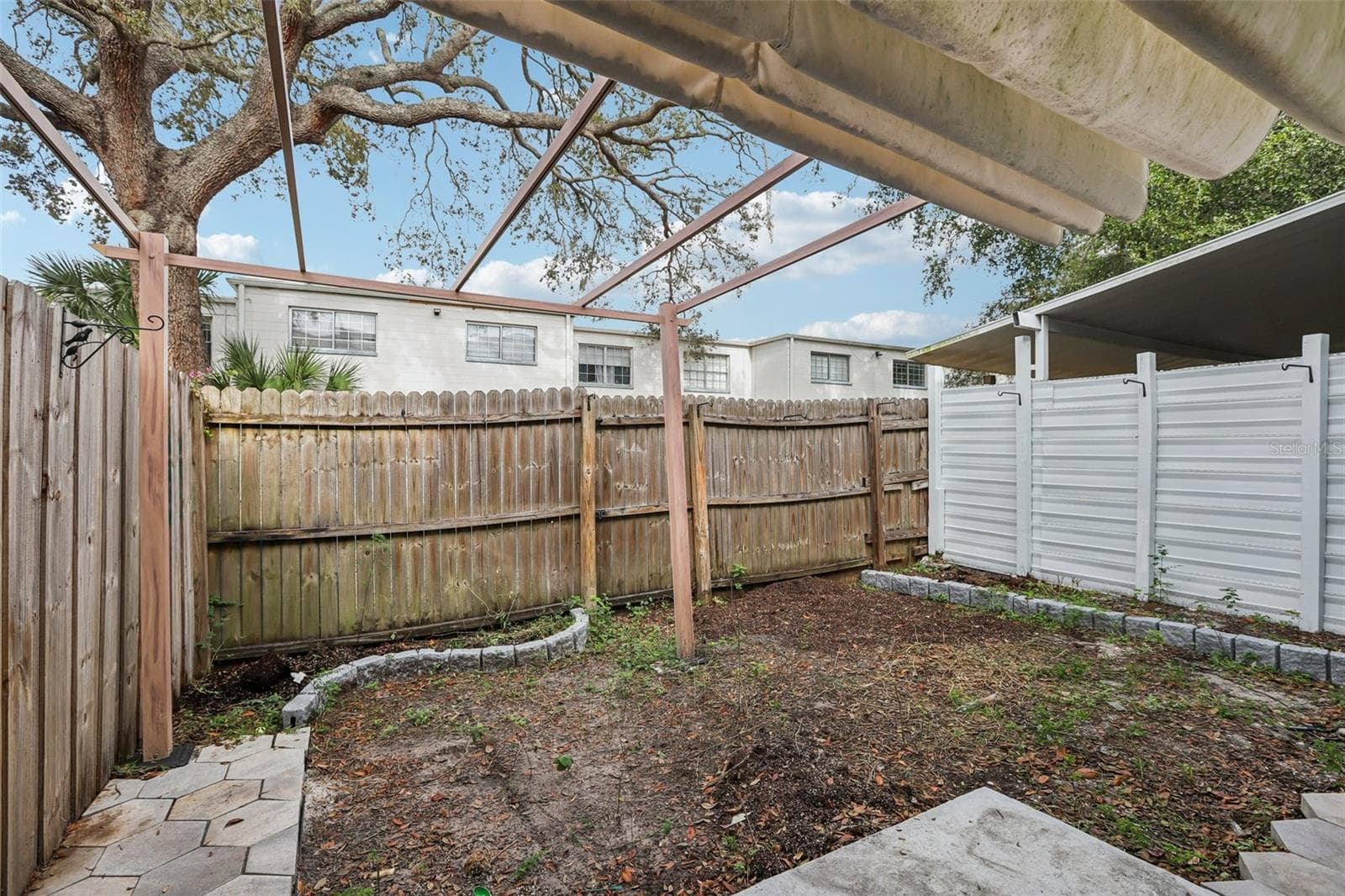 Townhouse at 1310 MOUNTAIN VIEW DR #105, TAMPA, photo 34 of 53