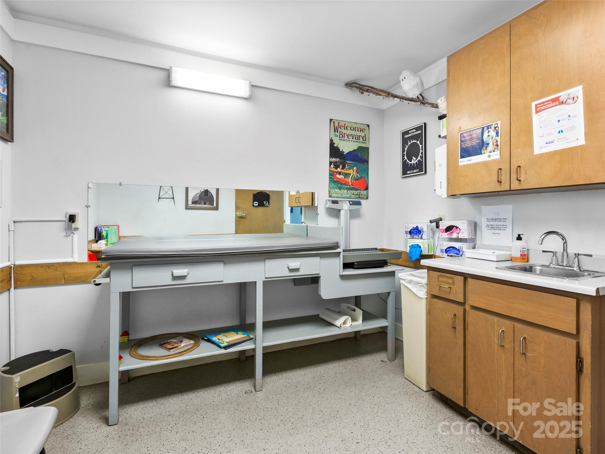 Medical at Brevard, photo 4 of 24