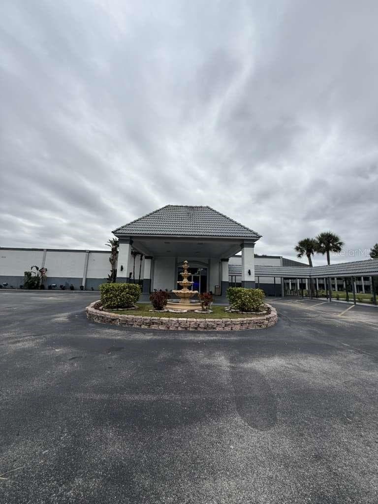 2050 E IRLO BRONSON MEMORIAL HWY #108