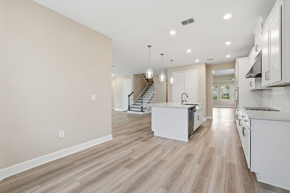 3328 Lumber Falls Drive - Ready Now! - 3328 LUMBER FALLS DR, PLANT CITY
