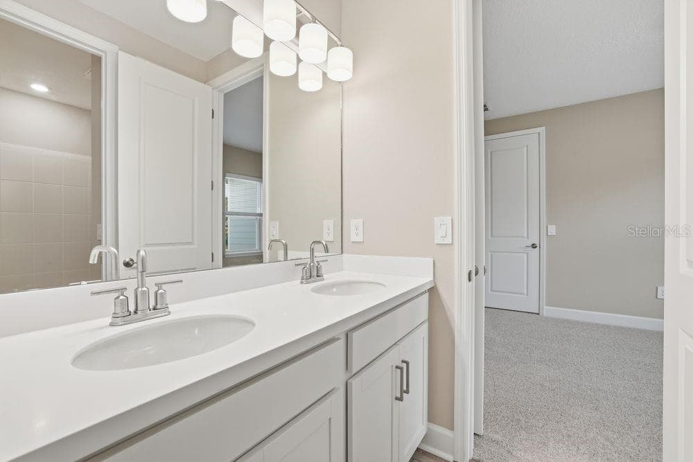 3328 Lumber Falls Drive - Ready Now! - 3328 LUMBER FALLS DR, PLANT CITY