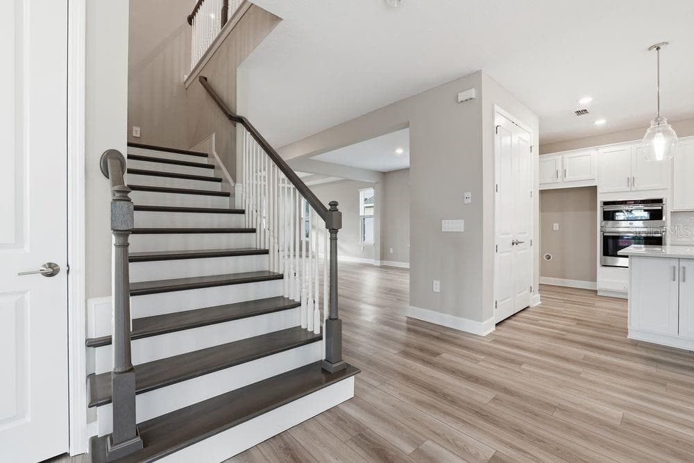 3328 Lumber Falls Drive - Ready Now! - 3328 LUMBER FALLS DR, PLANT CITY