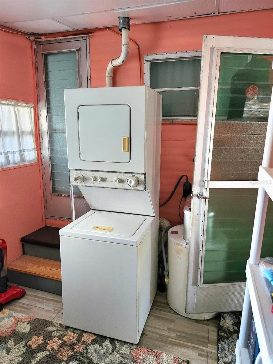 Mobile Home at 6619 NEW JERSEY ST, BRADENTON, photo 27 of 56