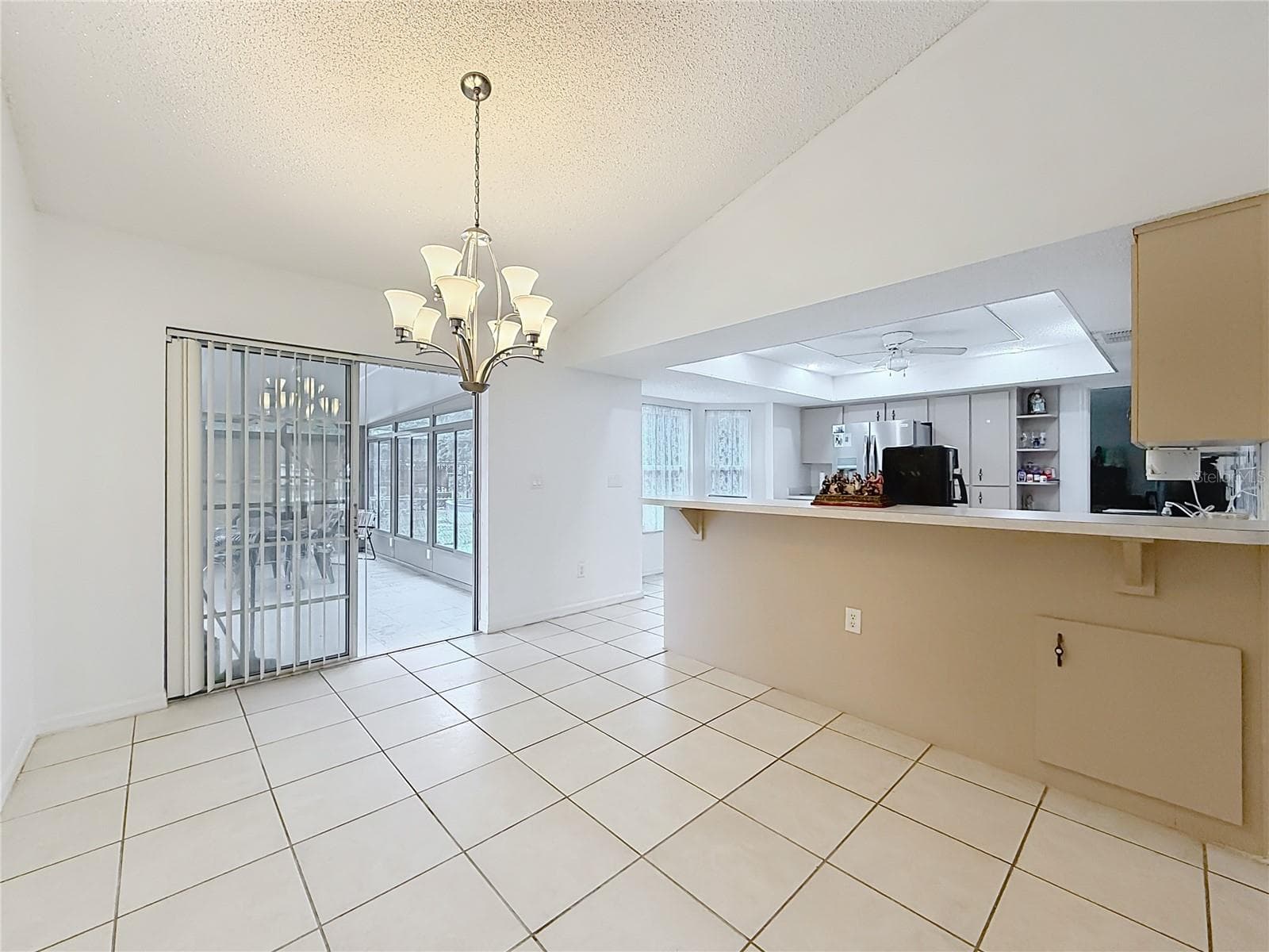Single Family Residence at 4592 SW GARDENIA CT, DUNNELLON, photo 7 of 41