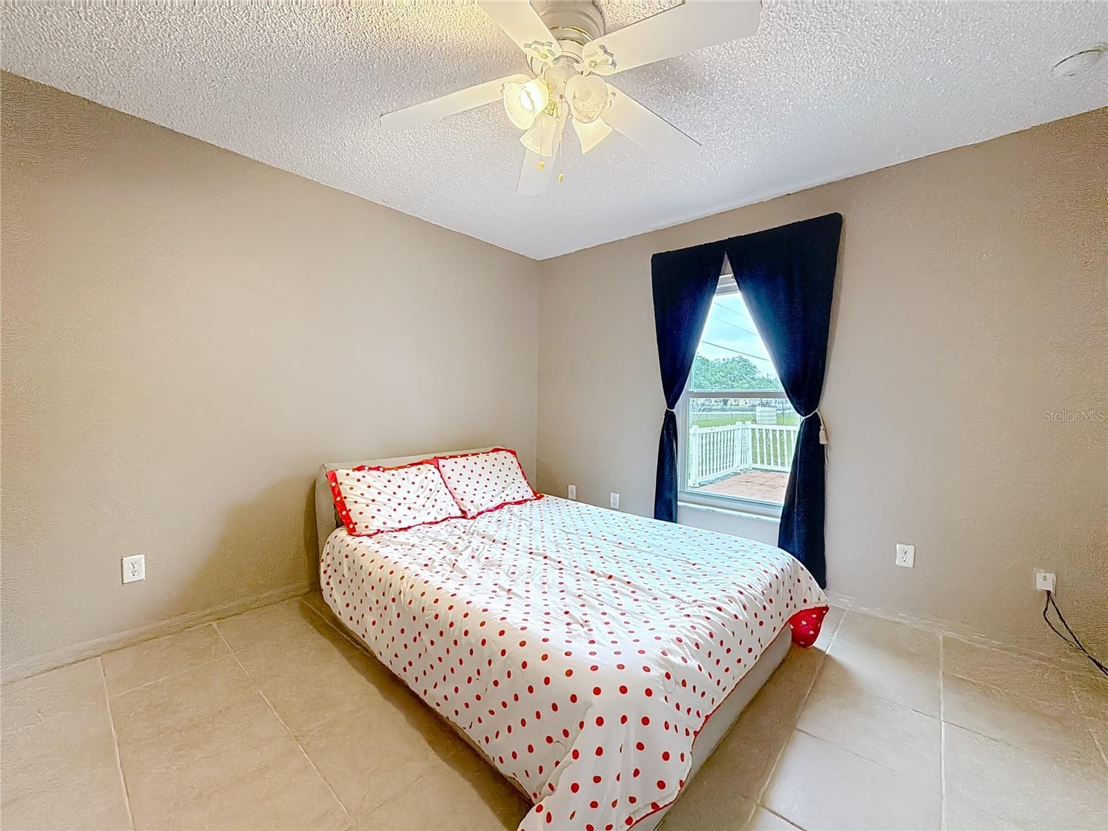 Single Family Residence at 4592 SW GARDENIA CT, DUNNELLON, photo 12 of 41