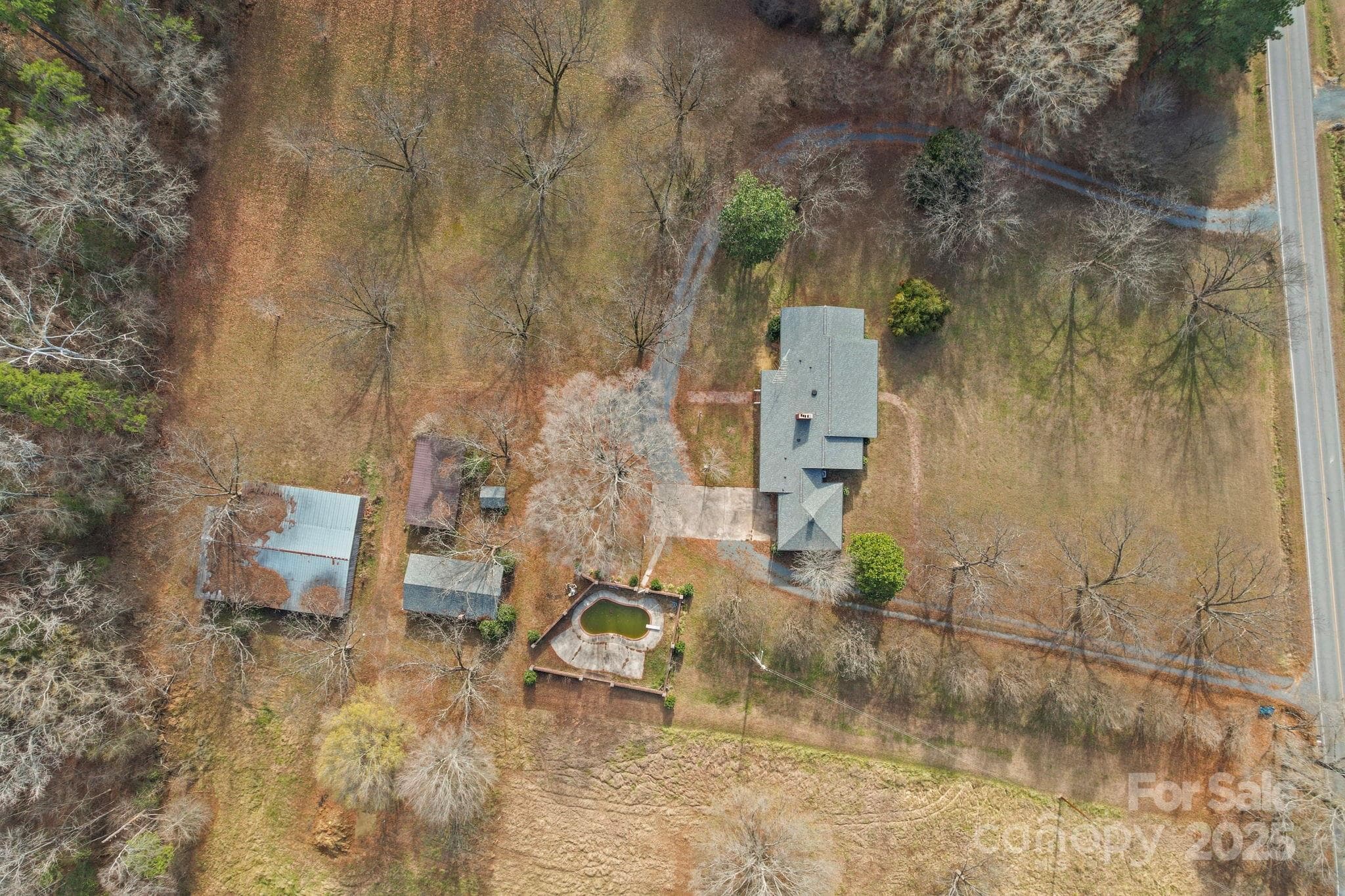 Single Family Residence at 1223 Walker Road, Mount Pleasant, photo 4 of 48