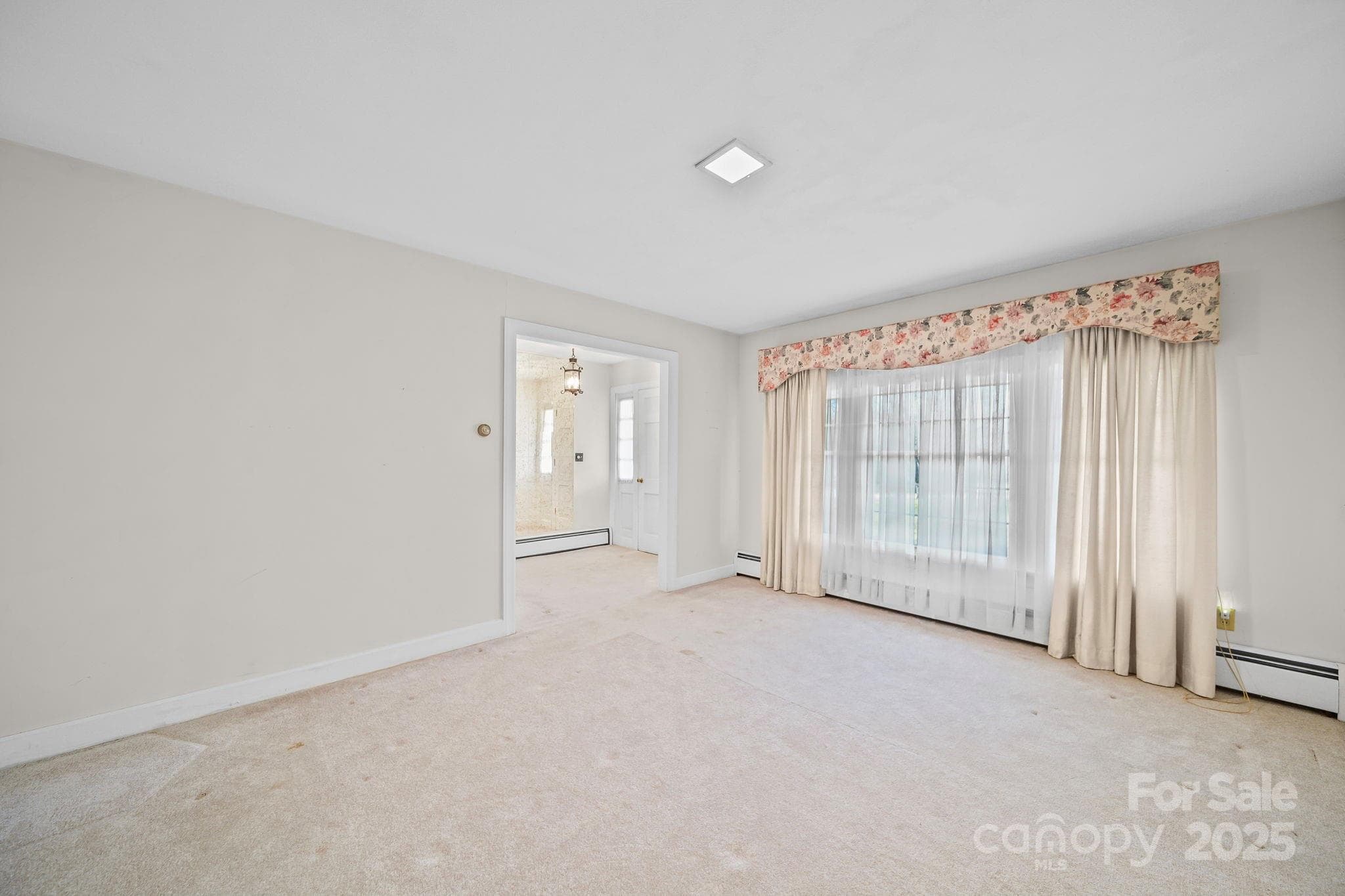 Single Family Residence at 1223 Walker Road, Mount Pleasant, photo 9 of 48