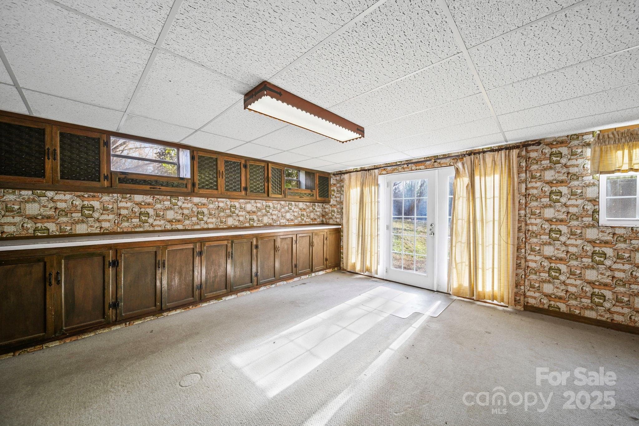 Single Family Residence at 1223 Walker Road, Mount Pleasant, photo 26 of 48