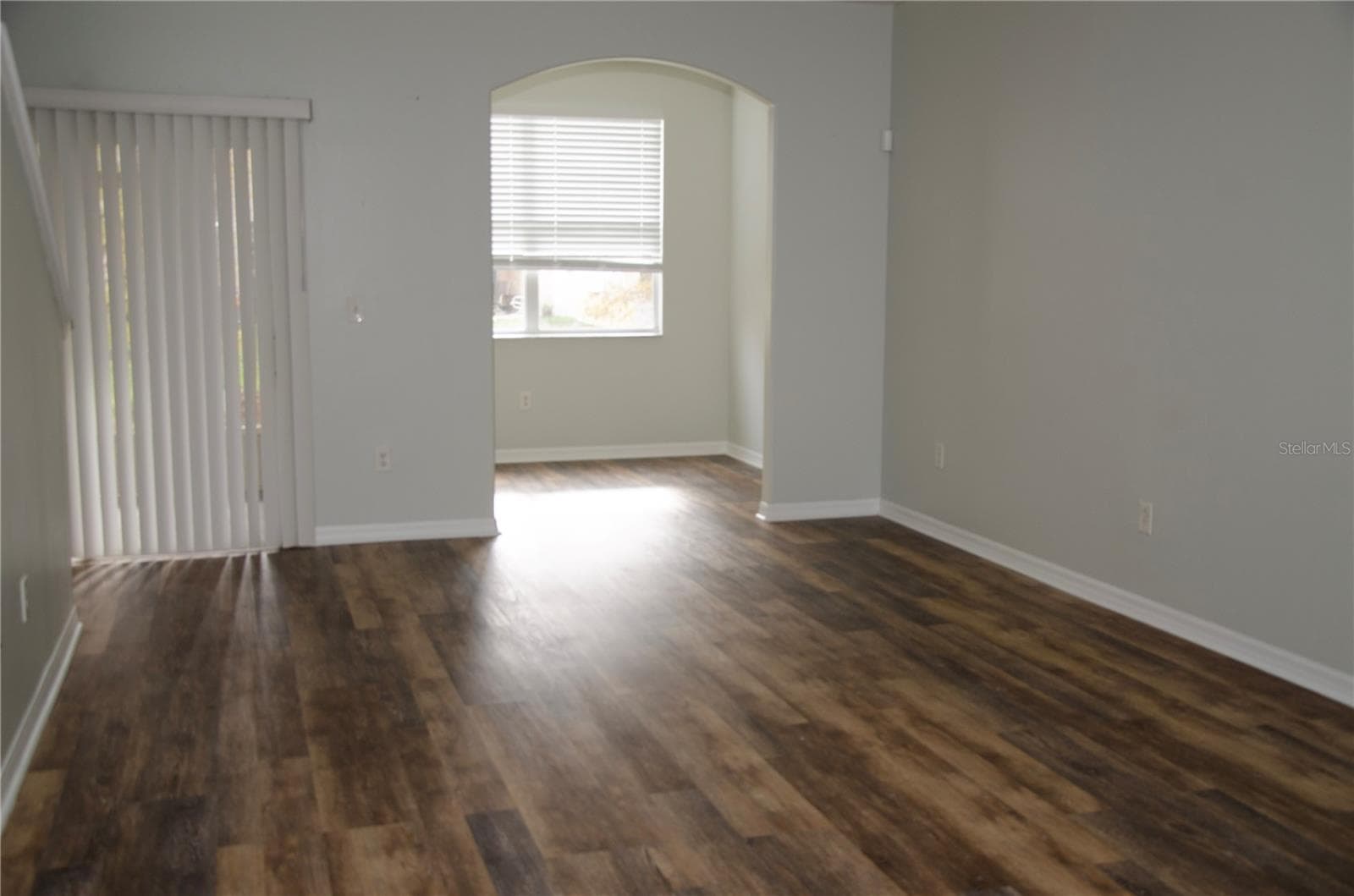 Townhouse at 30352 ELDERWOOD DR, WESLEY CHAPEL, photo 6 of 26
