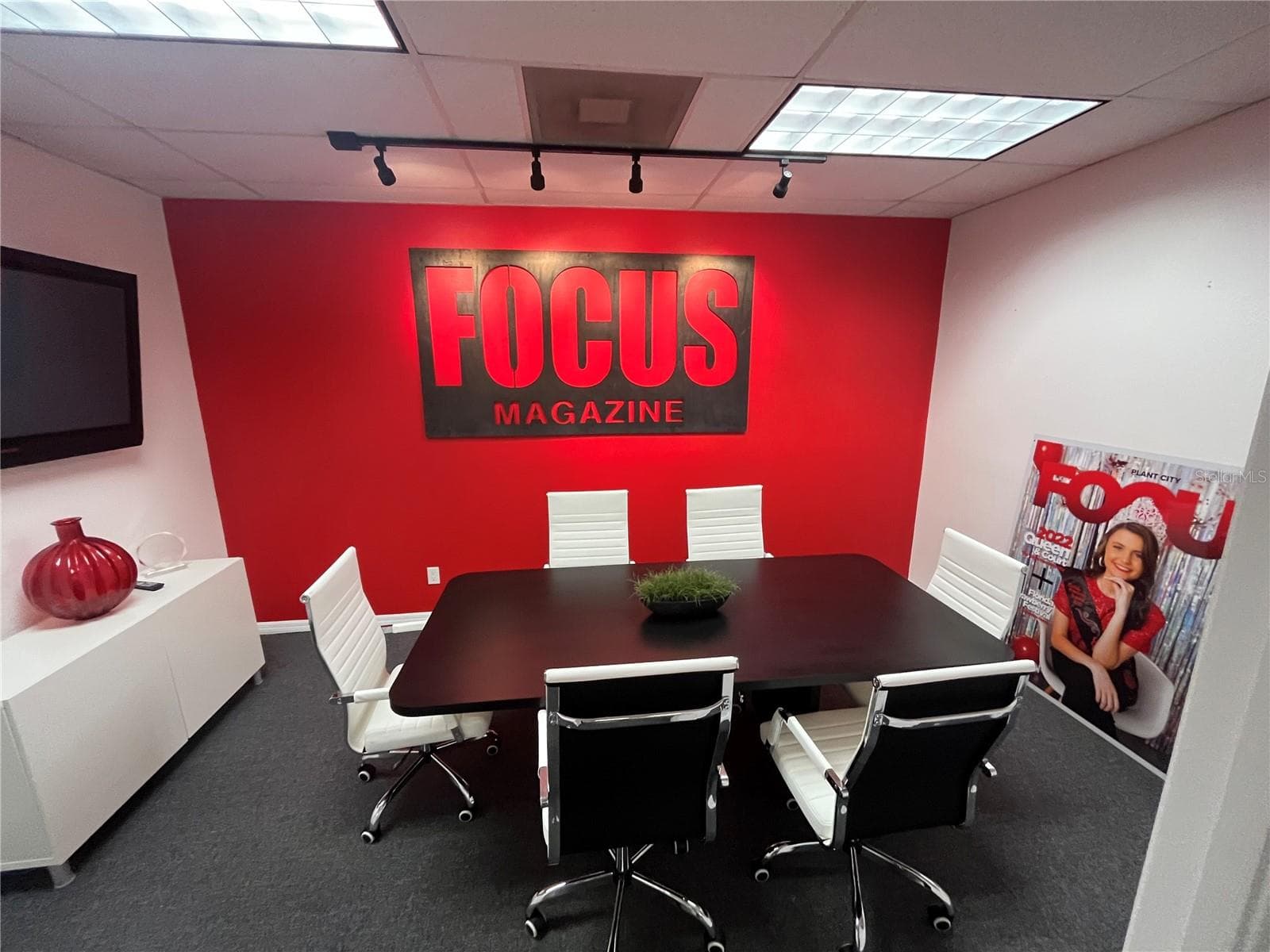 Office at 702 W DR MARTIN LUTHER KING JR BLVD, PLANT CITY, photo 4 of 24