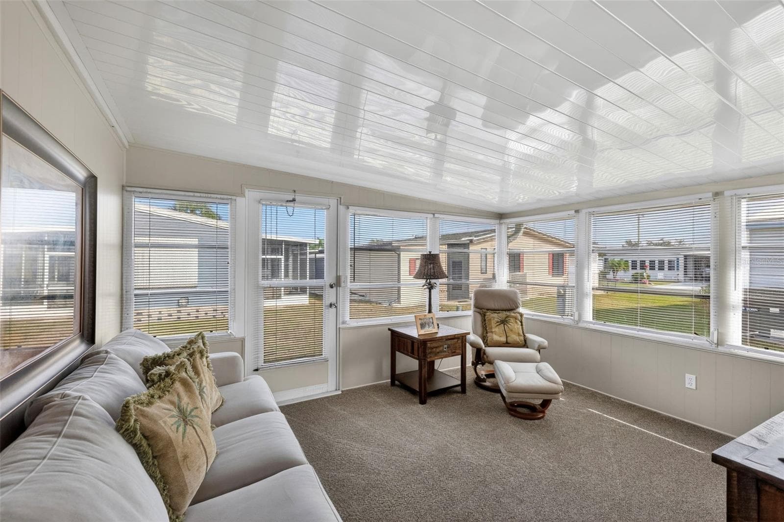 Manufactured Home at 512 LA PLAYA CIR, NORTH PORT, photo 5 of 77