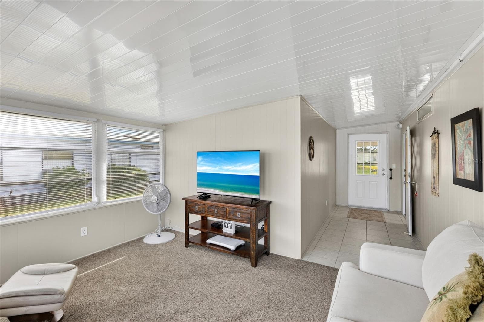 Manufactured Home at 512 LA PLAYA CIR, NORTH PORT, photo 6 of 77