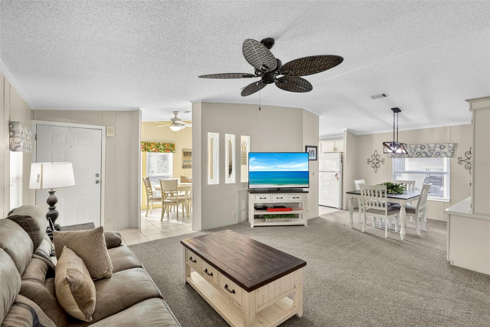 Manufactured Home at 512 LA PLAYA CIR, NORTH PORT, photo 13 of 77