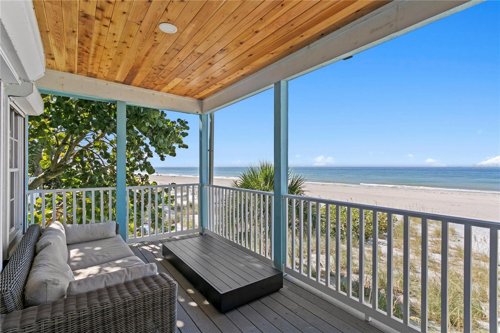 Single Family Residence at 20060 GULF BLVD, INDIAN SHORES, photo 4 of 103