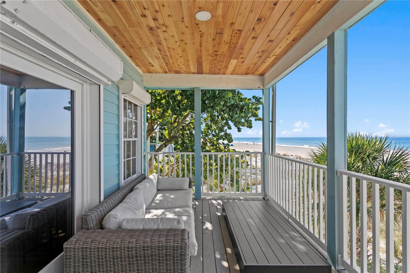 Single Family Residence at 20060 GULF BLVD, INDIAN SHORES, photo 6 of 103