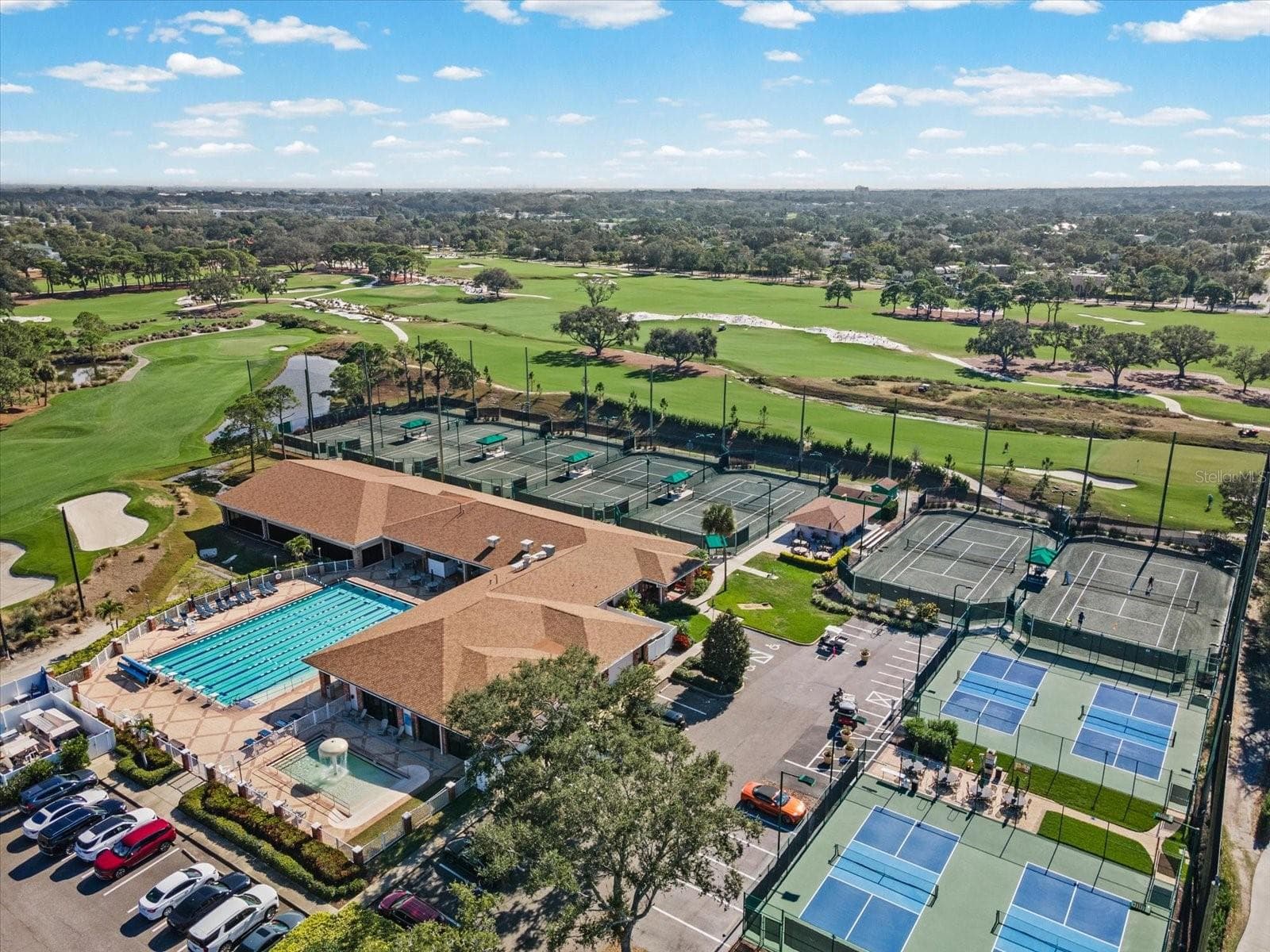 Clubhouse - 429 ST ANDREWS DR, BELLEAIR