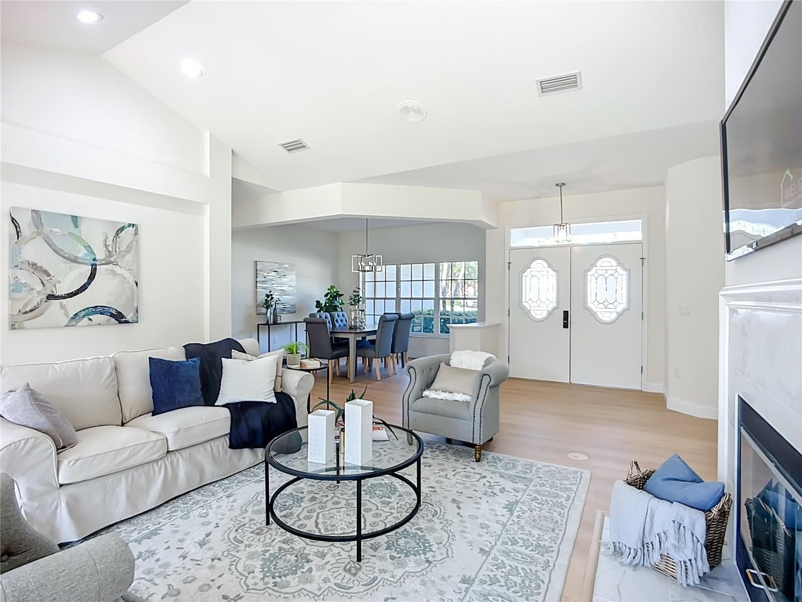 Single Family Residence at 2960 SANDRINGHAM PL, SARASOTA, photo 4 of 45