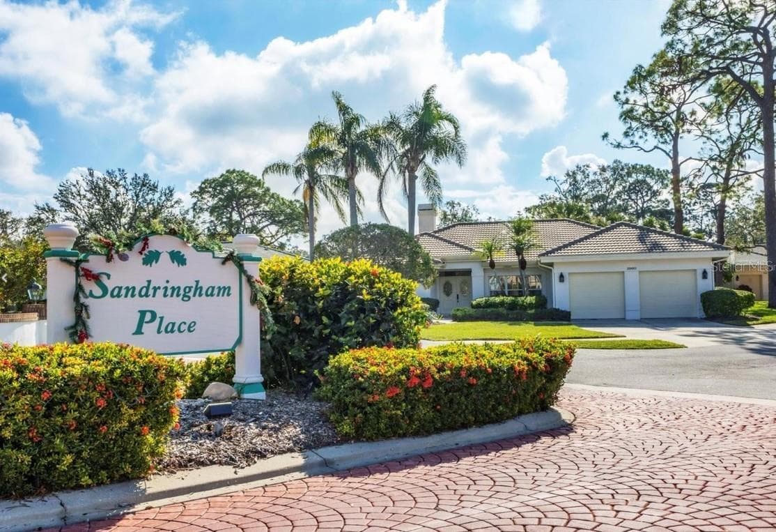 Single Family Residence at 2960 SANDRINGHAM PL, SARASOTA, photo 32 of 45