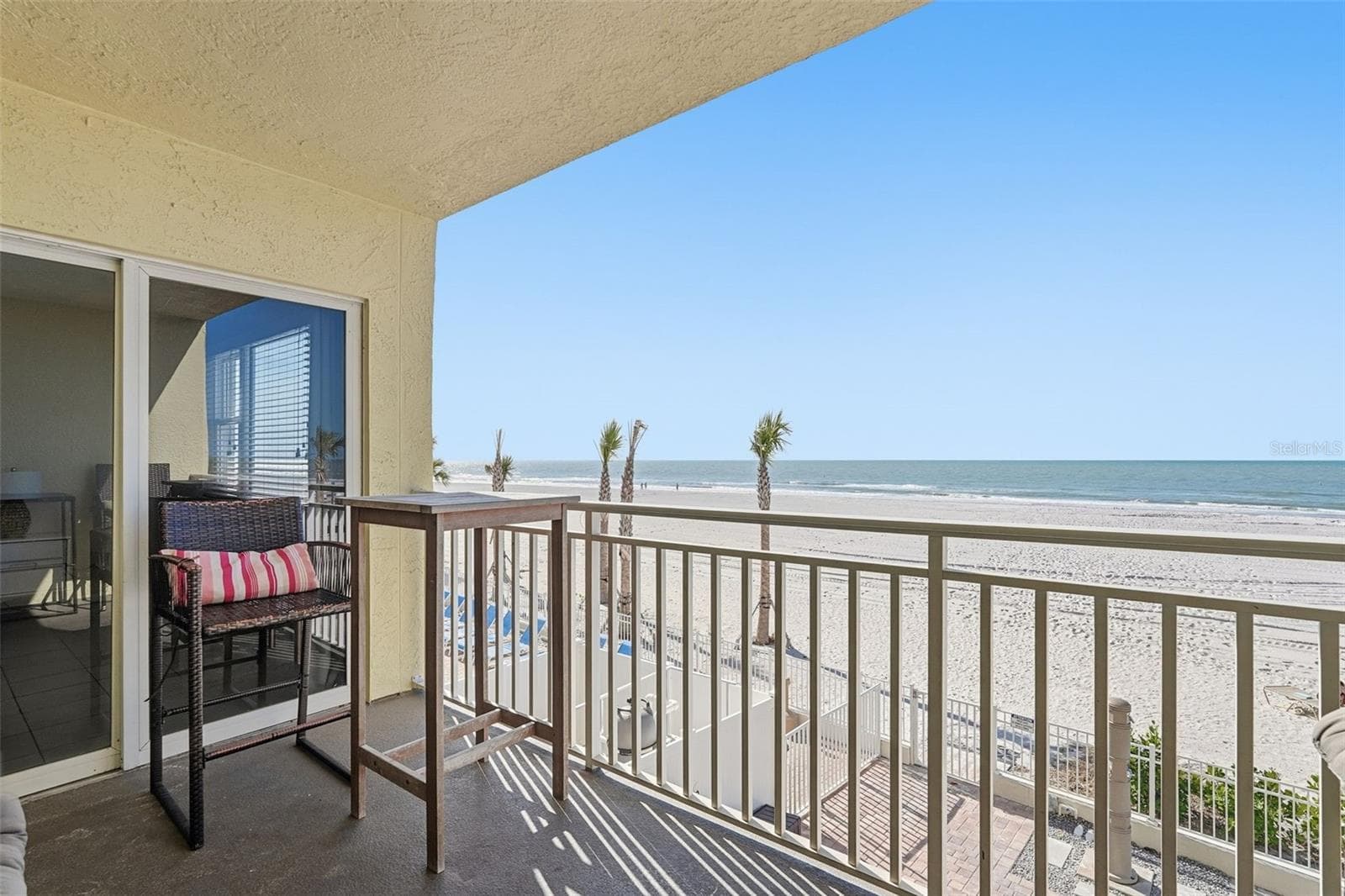 Beautiful views. - 17450 GULF BLVD #104, REDINGTON SHORES
