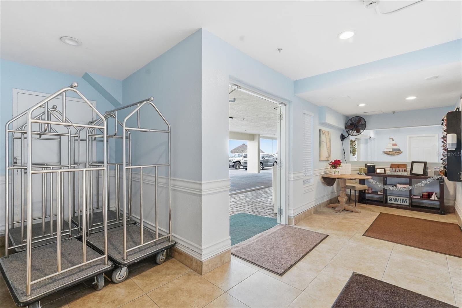 Lobby area. - 17450 GULF BLVD #104, REDINGTON SHORES