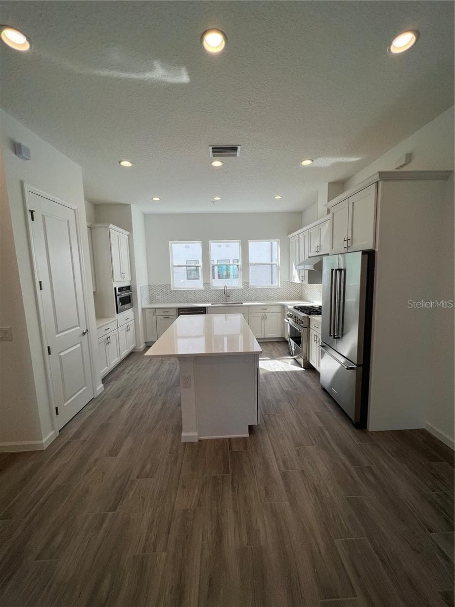 Townhouse at 2257 VALENTINE ALY, ORLANDO, photo 7 of 56