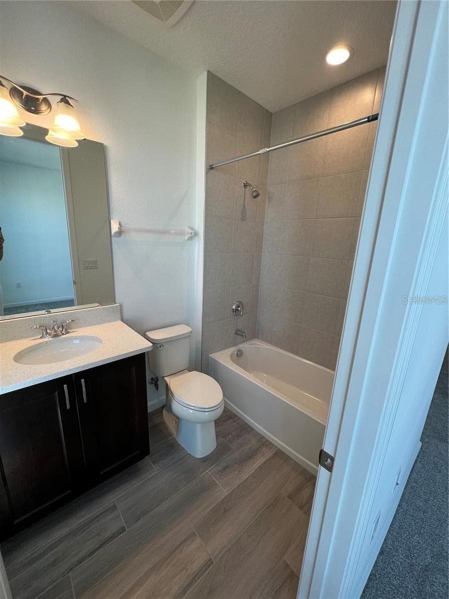 Townhouse at 2257 VALENTINE ALY, ORLANDO, photo 10 of 56