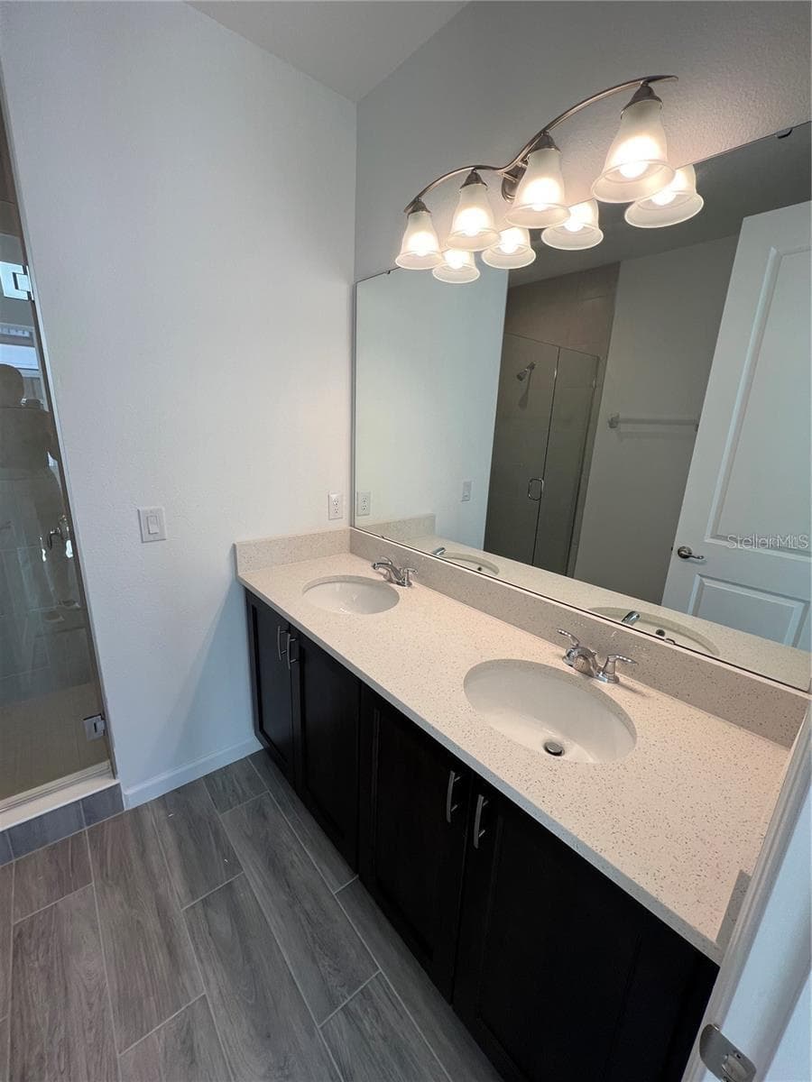 Townhouse at 2257 VALENTINE ALY, ORLANDO, photo 13 of 56