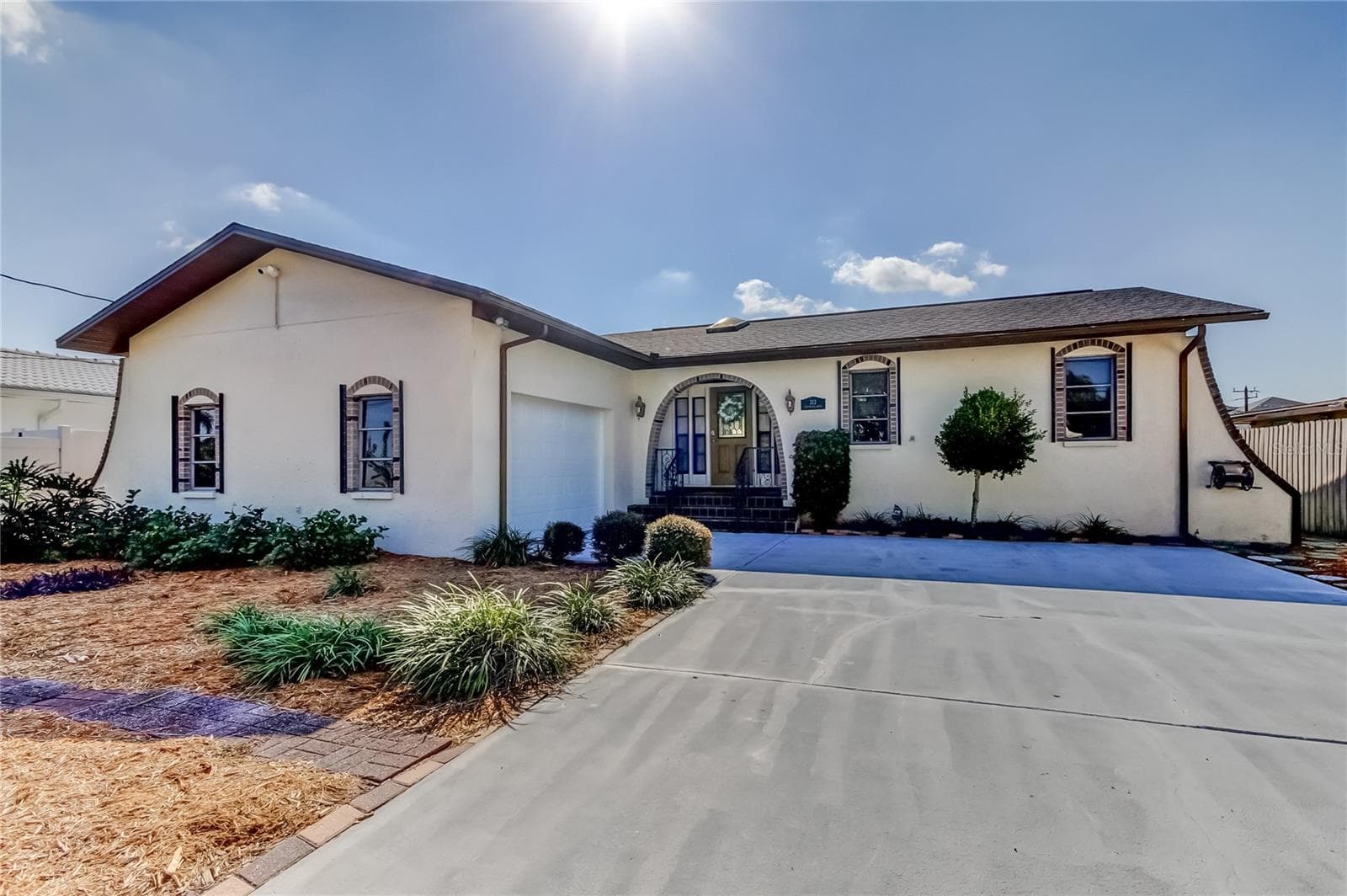 212 WESTWINDS DR