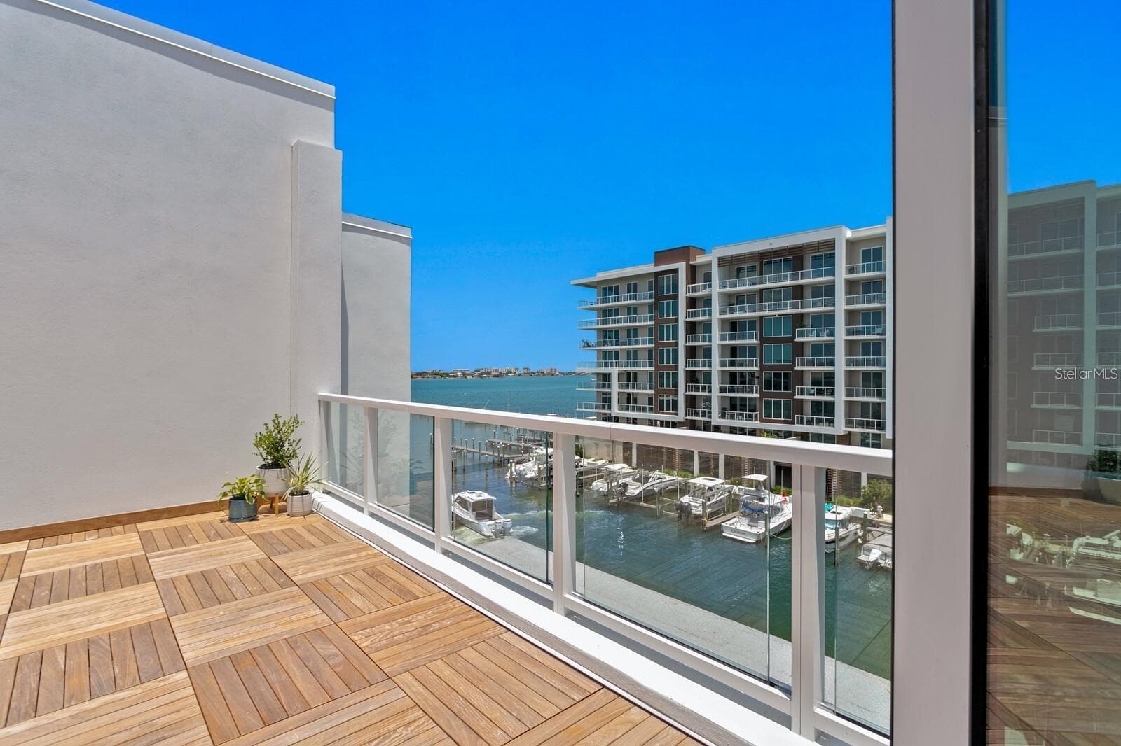 Townhouse at 864 N OSCEOLA AVE, CLEARWATER, photo 45 of 54