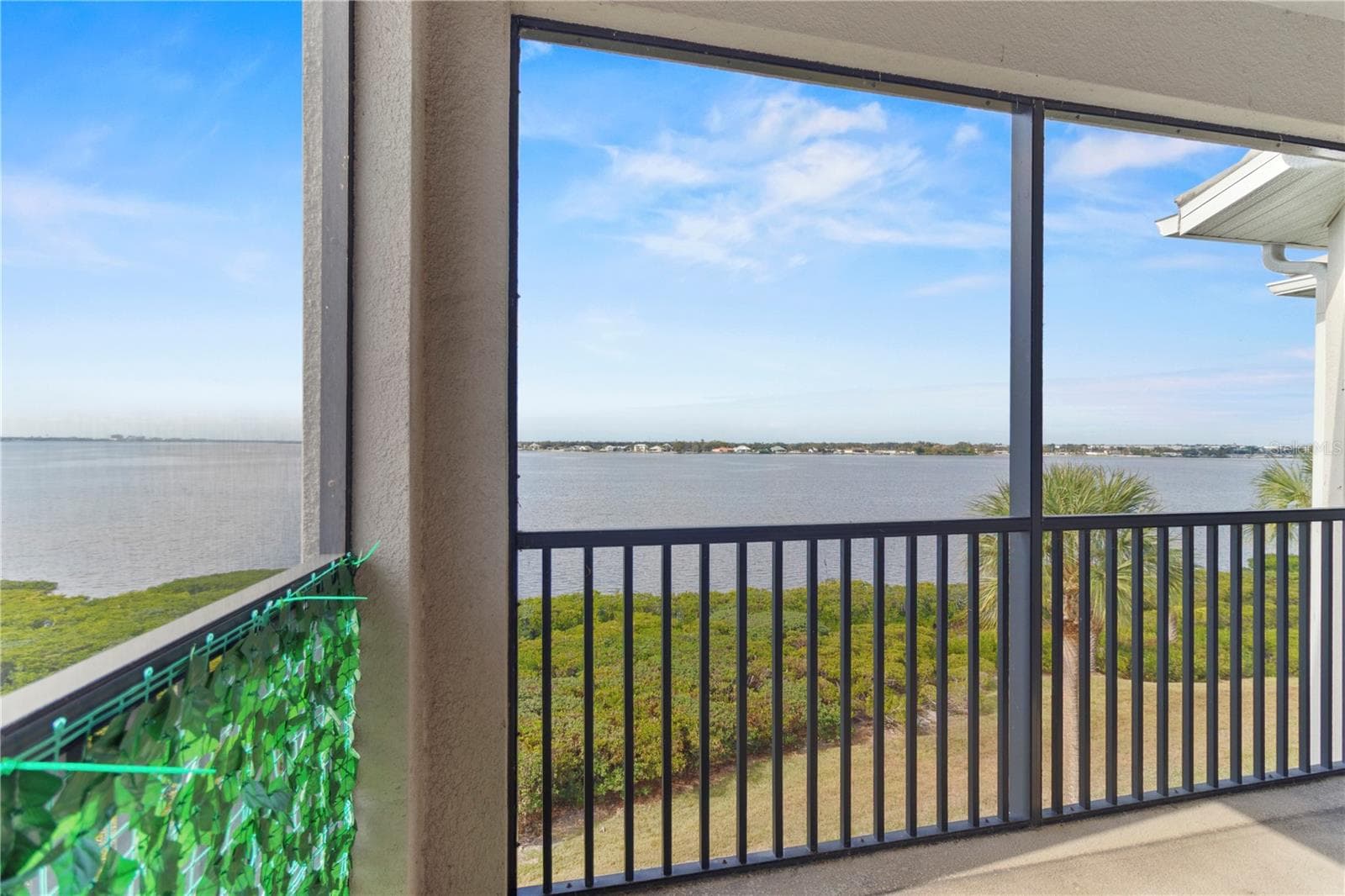 Condominium at 1030 TIDEWATER SHORES LOOP #401, BRADENTON, photo 35 of 77