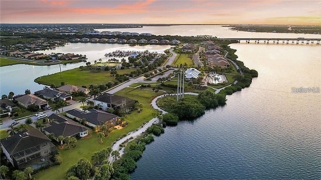 Condominium at 1030 TIDEWATER SHORES LOOP #401, BRADENTON, photo 44 of 77