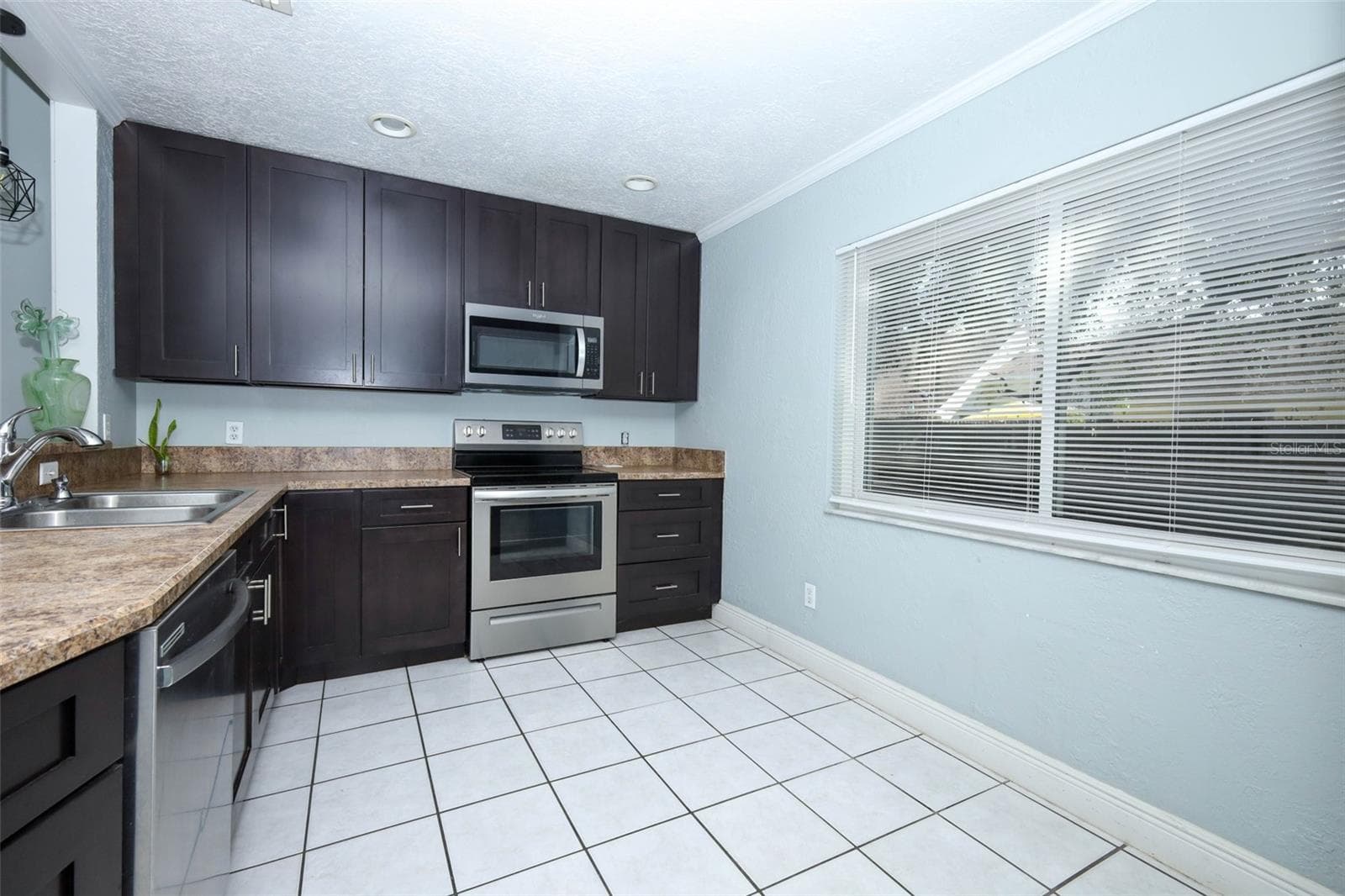 Villa at 148 SABAL PALM CT, SANFORD, photo 10 of 41