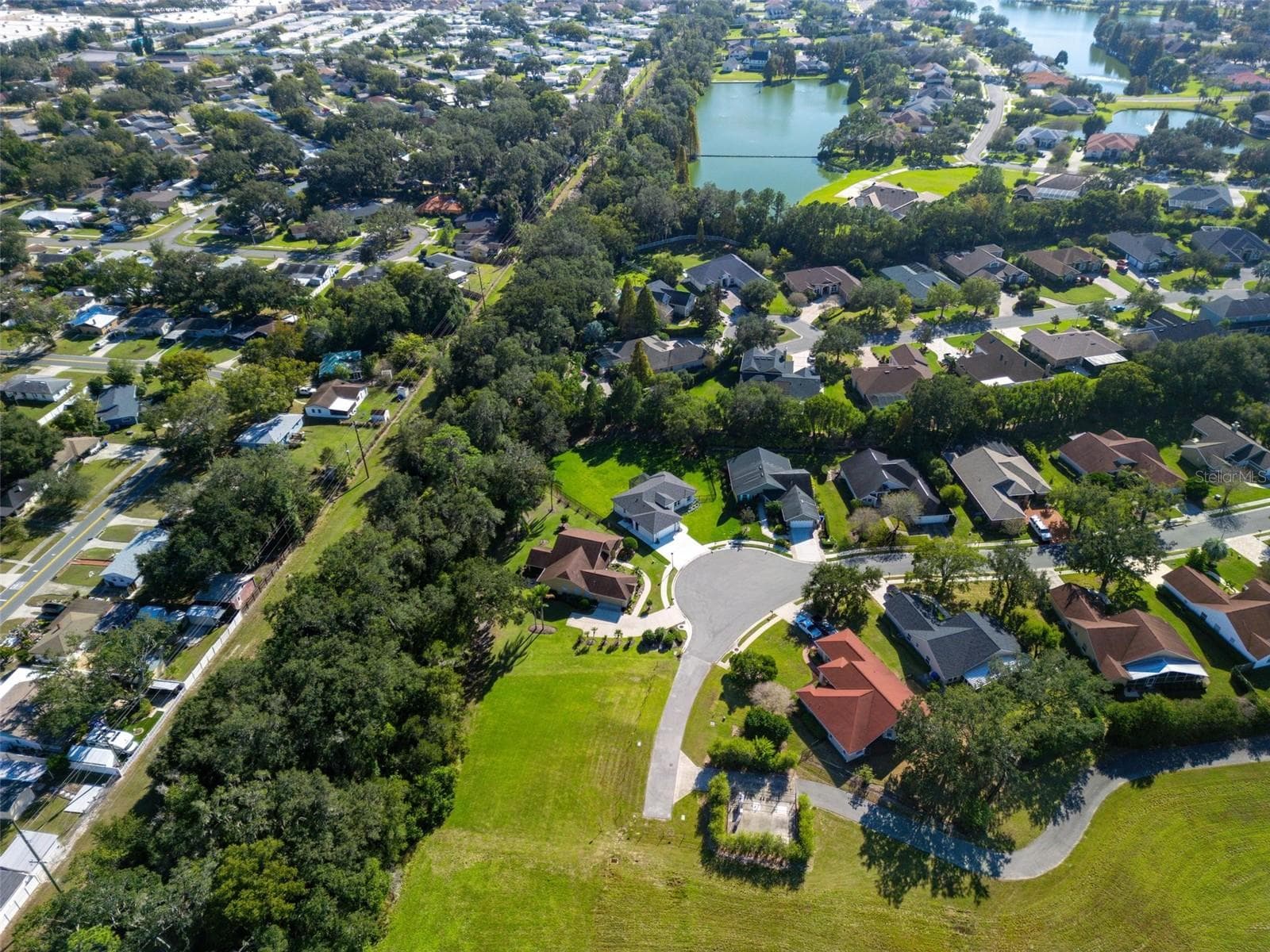Single Family Residence at 3160 OAKPARK DR, LAKELAND, photo 4 of 41