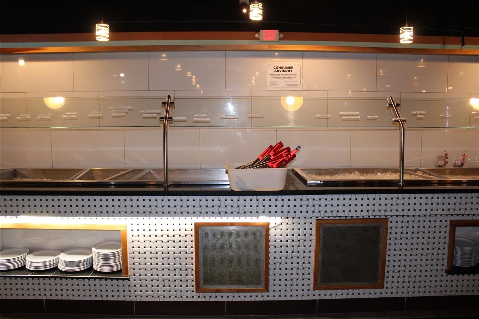 Restaurant at COMMERCIAL WAY, SPRING HILL, photo 10 of 23